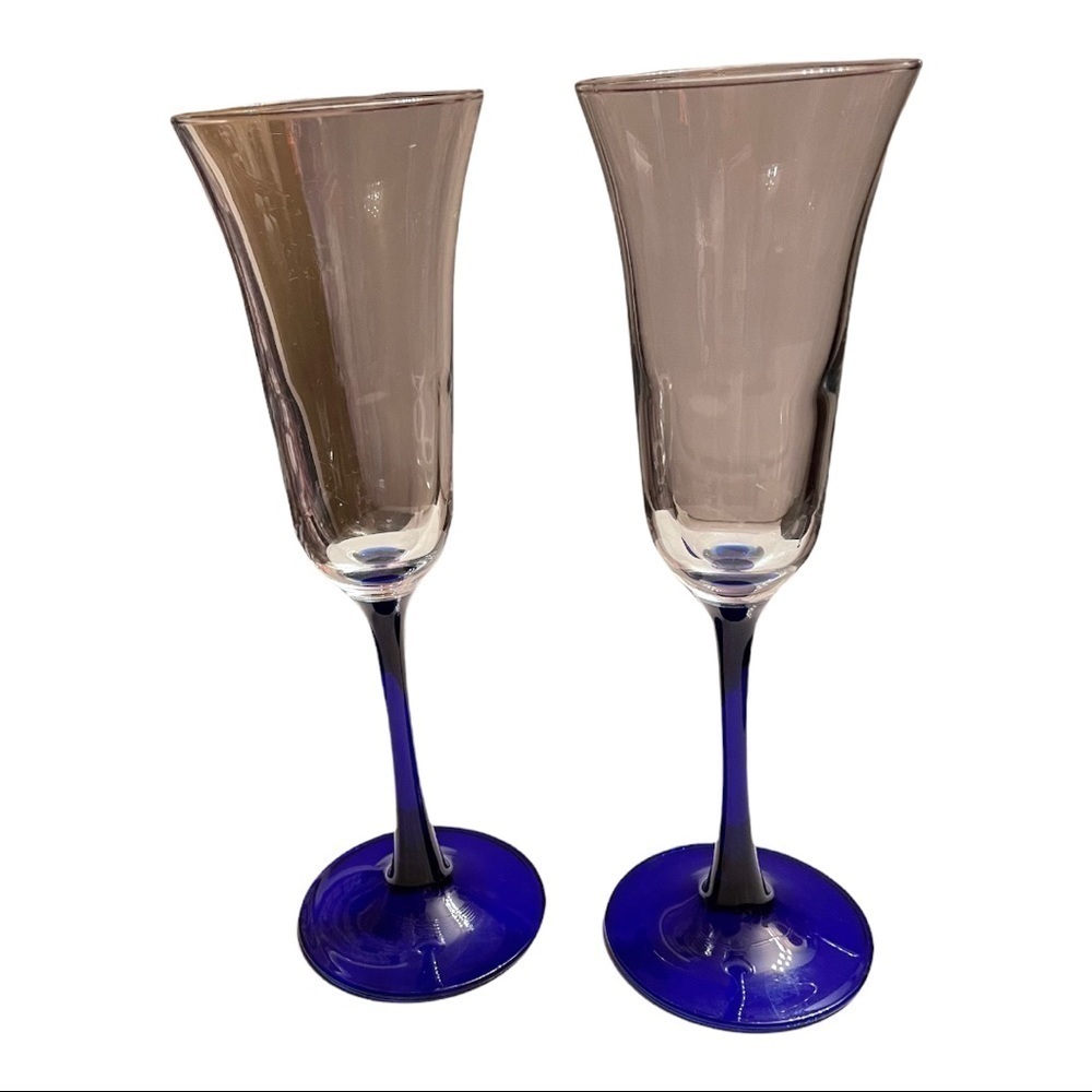 CHAMPAGNE flutes cobalt blue stems